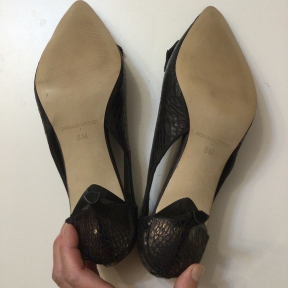 Donald Pliner Dova  Cutout Bow Kitten Heel Pump Croc Embossed Bronze Shoes 8 M - Picture 8 of 16